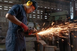 Giá đồng tăng kỷ lục, nhu cầu của đất nước tỷ dân “tụt dốc”