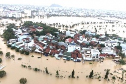 Toàn cảnh nước lũ bủa vây nhiều nơi ở Gia Lai, Đắk Lắk