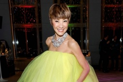 Dương Tử Quỳnh bị chê khi mặc 'đầm xơ mướp'