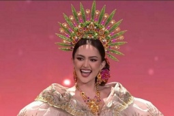 Trang phục dân tộc đa sắc màu của thí sinh Miss Universe