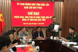 Tin tức trong ngày - Quân khu 5 họp khẩn với Ban Chỉ huy phòng thủ dân sự Đắk Lắk ứng phó lũ