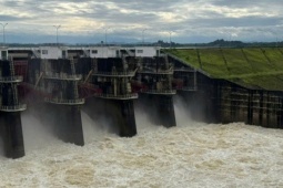 Tin tức trong ngày - Nhà máy thủy điện trên sông Sêrêpốk thông báo khẩn xả tràn đến vùng hạ du