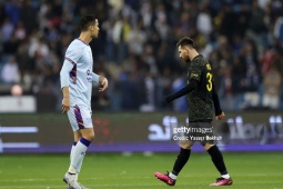 Tỷ phú Ronaldo kiếm thêm hàng trăm triệu USD nhờ xuất hiện cạnh Tổng thống Trump