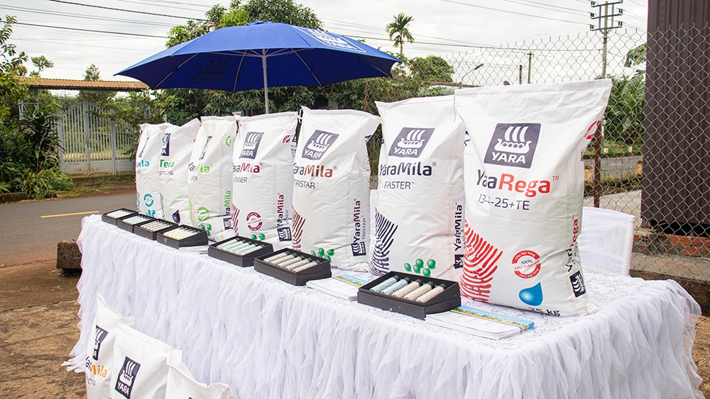 Các giải pháp phân bón dinh dưỡng từ Yara Việt Nam - nền tảng kỹ thuật của mô hình canh tác sầu riêng bền vững tại Đắk Lắk. (Ảnh: Yara Việt Nam)