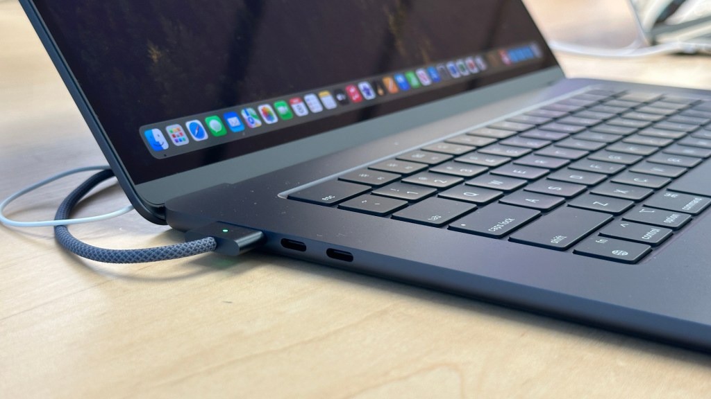 Vì sao MacBook Air M4 là mẫu MacBook đáng mua nhất hiện nay? - 2