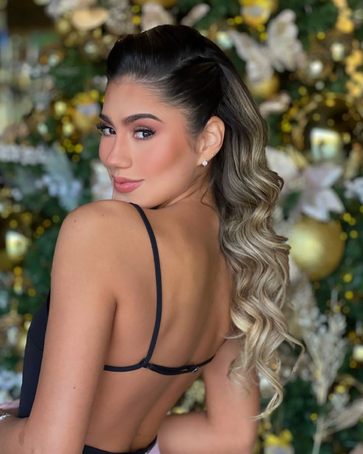 Đổ gục trước nhan sắc của thiên thần bóng chuyền kiêm người mẫu Bolivia - 4