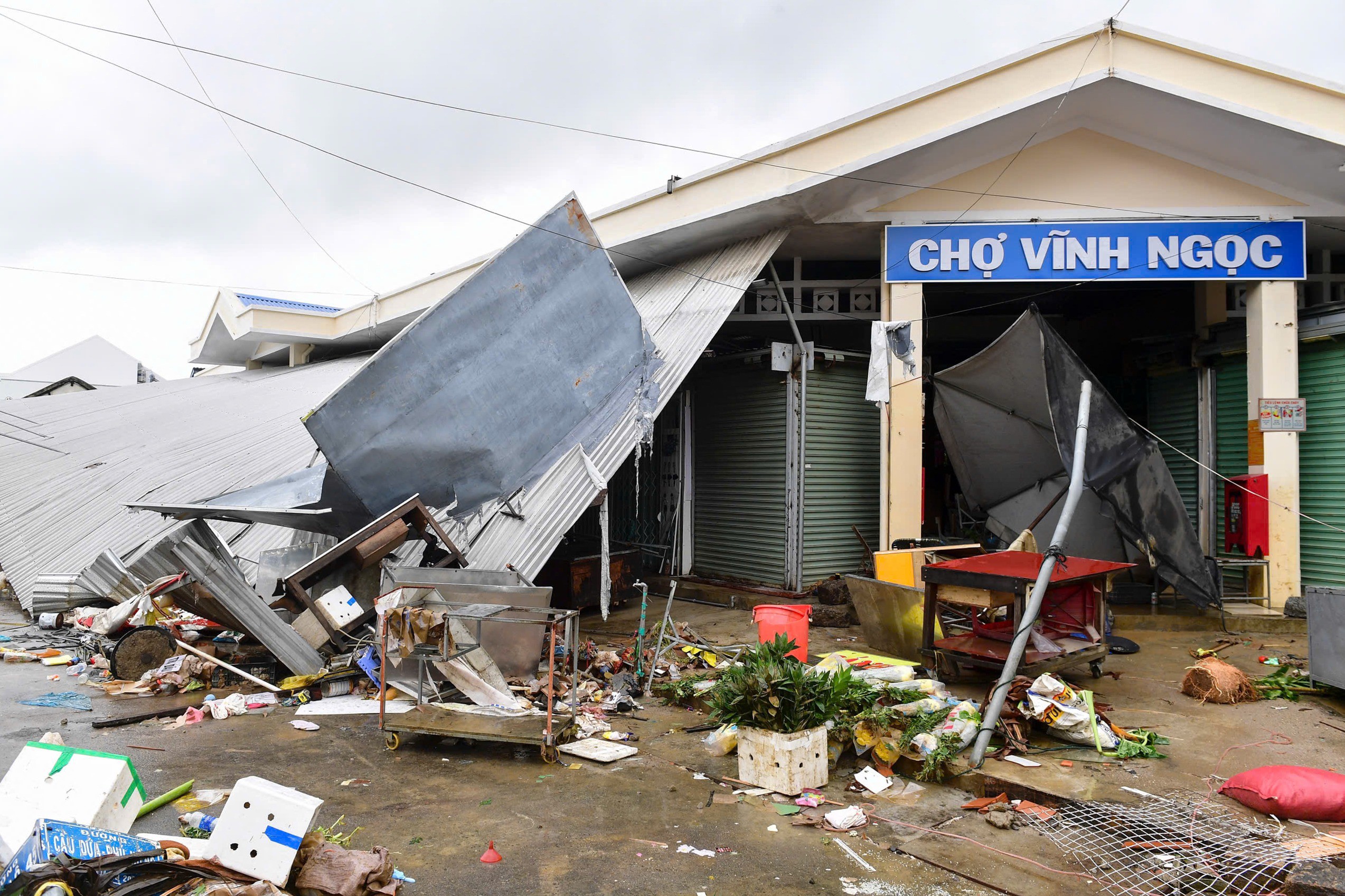 Nha Trang, Quy Nhơn ngổn ngang sau lũ - 4