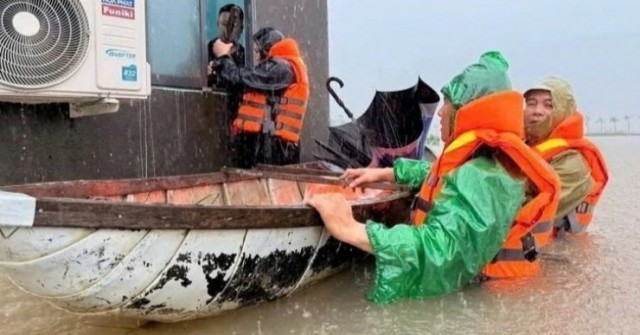 Lũ đặc biệt lớn, Quân đội sẵn sàng ứng phó nhữn...