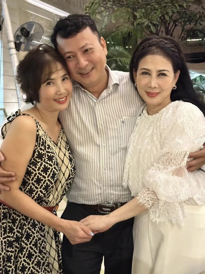 Diễn viên Thiệu Ánh Dương (giữa) bên Diễm Hương và Thanh Huyền (trái). Ảnh: Nhân vật cung cấp