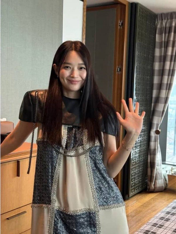 Tuy nhiên, công ty quản lý của cô cùng Kim Woo-bin phủ nhận