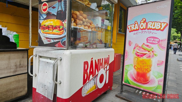 Đầu tư bài bản, vị trí đẹp nhưng "Bánh mì ơi" có giá hơi cao so với mặt bằng chung của bánh mì vỉa hè