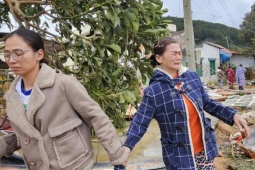 Tin tức trong ngày - Xót xa cảnh tan hoang sau mưa lũ ở Lâm Đồng, nhiều hộ chỉ còn trơ lại nền nhà