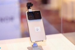 Honor hé lộ smartphone với cánh tay robot tích hợp camera AI độc đáo