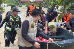 Thế giới - Lũ lụt tấn công Campuchia, Thái Lan