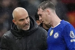 Cole Palmer dính chấn thương khôi hài, sẽ không đấu Barca  & amp; Arsenal