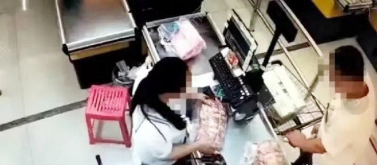 Bị nhân viên “thó” đến sập tiệm, chủ siêu thị mất trắng 7 tỷ đồng - 1