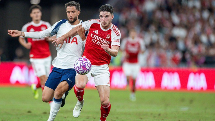 Arsenal có phong độ sân nhà ấn tượng và thành tích đối đầu gần đây vượt trội trước Tottenham