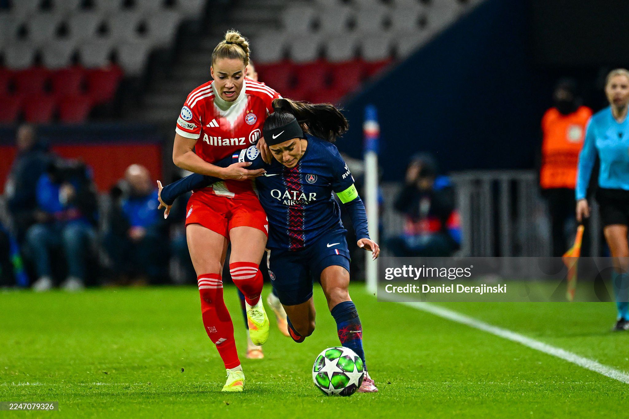 Bayern Munich thể hiện đẳng cấp trước PSG