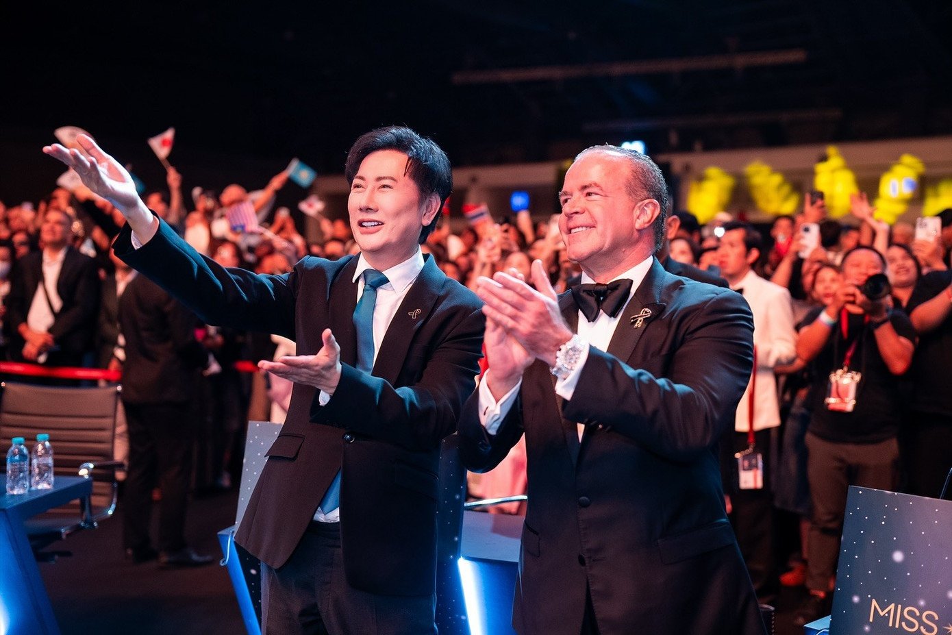 Đế chế Hoa hậu Hoàn vũ suy tàn dưới thời Raul Rocha.