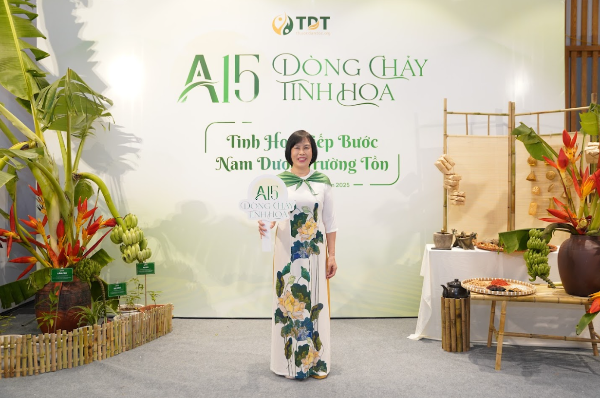 Bác sĩ Đỗ Thanh Hà và chặng đường 15 năm ứng dụng tinh hoa thuốc Nam tại Thuốc Dân Tộc - 4