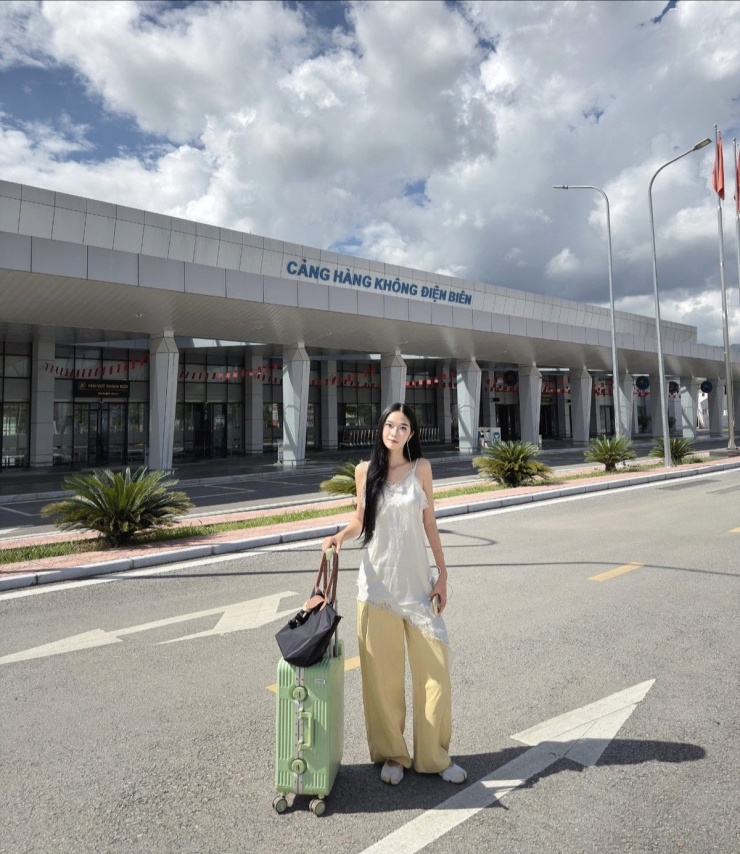 Không chỉ nổi tiếng với chiến thắng Điện Biên Phủ lừng lẫy, vùng đất Điện Biên ngày nay còn là điểm hẹn lý tưởng cho những du khách yêu thiên nhiên và thích khám phá. Từ rừng nguyên sinh, biên cương hùng vĩ đến cao nguyên đá hoang sơ, tỉnh miền núi Tây Bắc này sở hữu nhiều địa điểm “check-in” không nên bỏ lỡ. Ảnh Thu Thảo