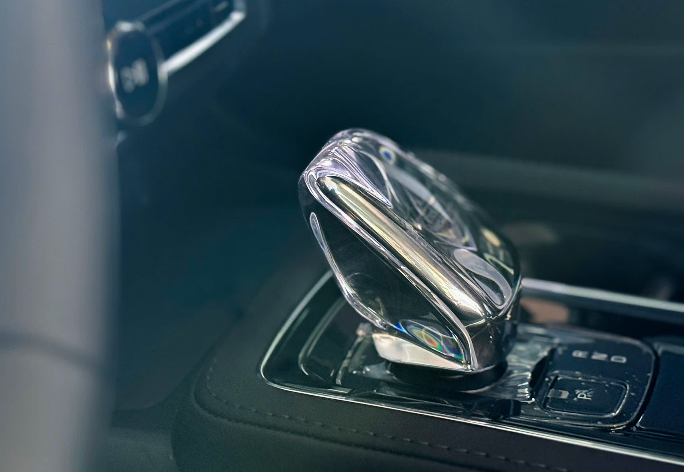 Cần số được thiết kế tinh tế.