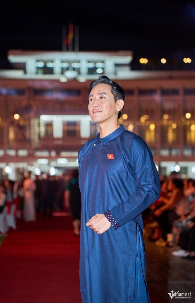 Diễn viên Hứa Vĩ Văn kỳ vọng LHP là dịp để tạo sức bật cho điện ảnh TPHCM sau khi thành phố vừa được UNESCO công nhận "Thành phố sáng tạo điện ảnh". 