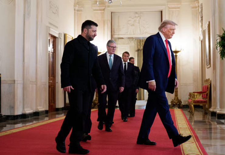 Châu Âu gấp rút hành động sau khi Mỹ công bố kế hoạch hòa bình Ukraine - 1