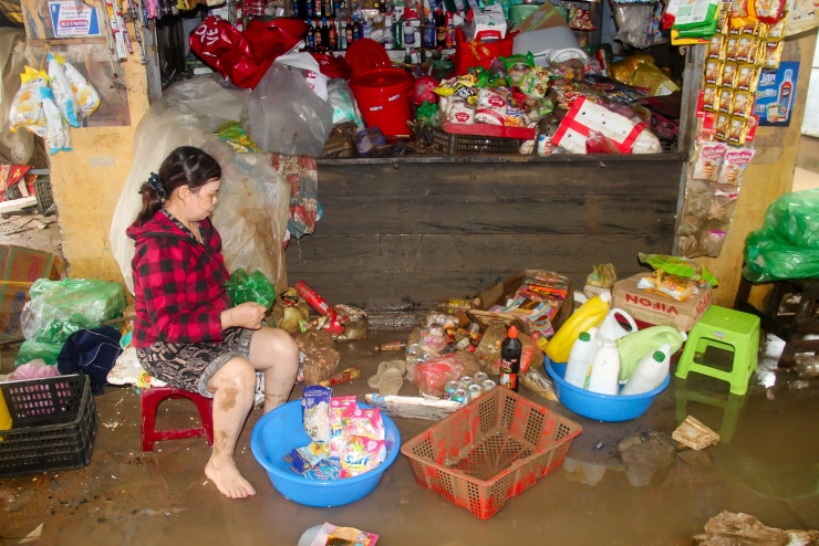 Tan hoang vùng rốn lũ Đăk Lăk - 12