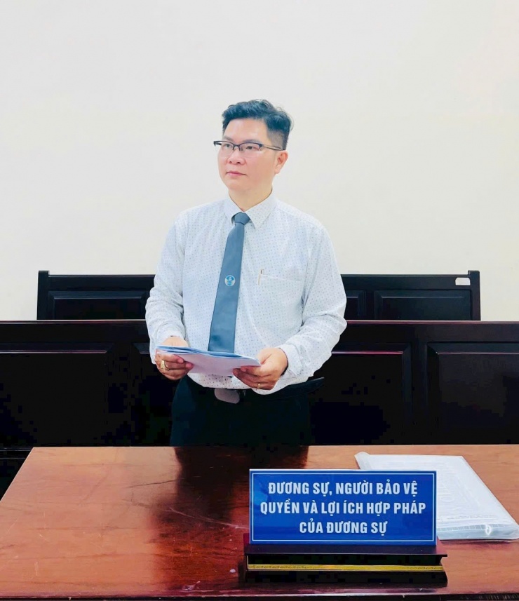 TS. Luật sư Lê Bá Thường.