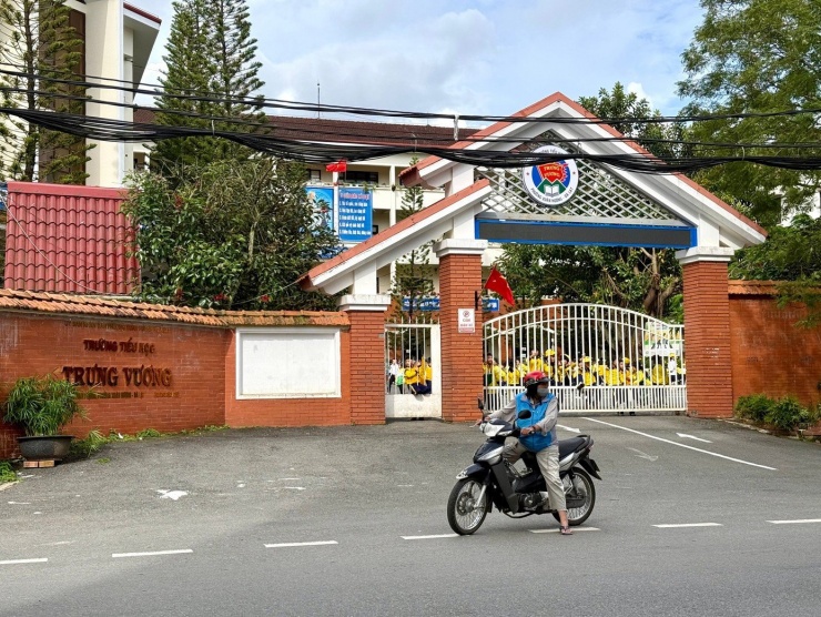 Trường Tiểu học Trưng Vương.