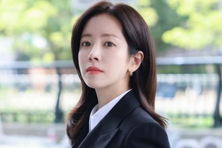 5 bí quyết giúp Han Ji Min trẻ hơn tuổi thật