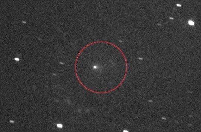 Chùm ảnh: 8 tàu NASA nhắm vào vật thể bị nghi là tàu ngoài hành tinh - 3