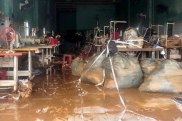 Tin tức trong ngày - Tan hoang vùng rốn lũ Đăk Lăk