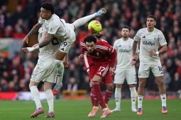 Trực tiếp bóng đá Liverpool - Nottingham Forest: Murillo lăn xả không cho Chiesa ghi bàn (Ngoại hạng Anh) (Hết giờ)