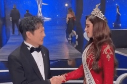 Thời trang - Ông Nawat bắt tay chúc mừng tân Miss Universe sau ồn ào