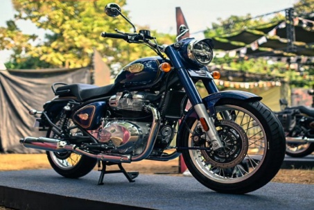 Ngắm xế nổ Royal Enfield Bullet 650 đẹp miên man đến từng chi tiết