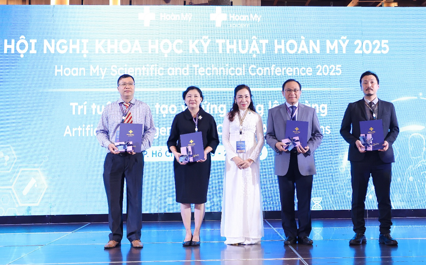 Hội nghị Khoa học Kỹ thuật Hoàn Mỹ 2025 với chủ đề - Trí tuệ nhân tạo và ứng dụng lâm sàng. Ảnh: HM