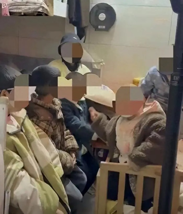 Hình ảnh khiến người xem không khỏi xót xa.