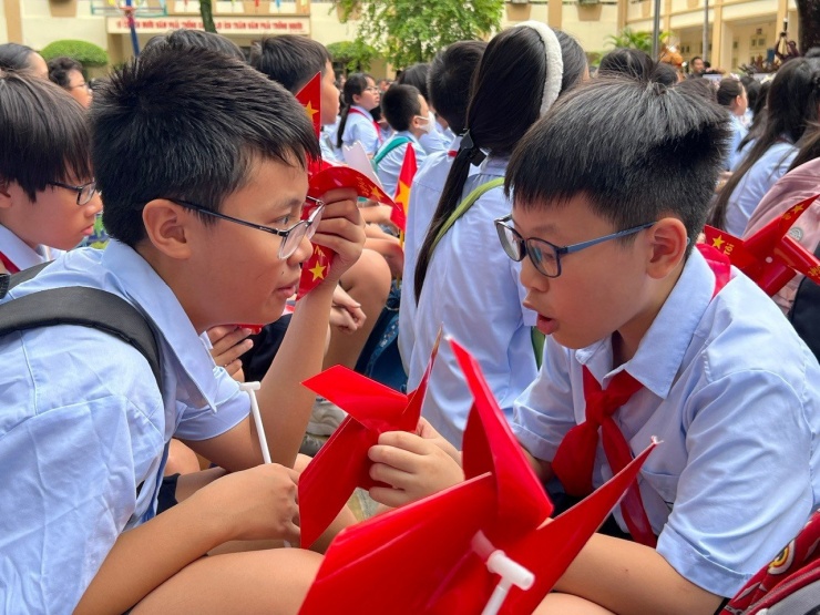 Theo kế hoạch, ở bậc tiểu học, học sinh nhận biết AI qua các ứng dụng trực quan để làm quen.