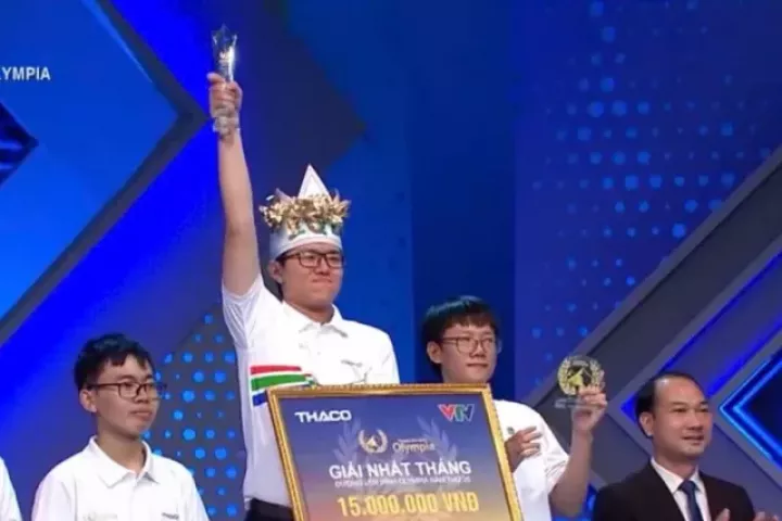 Nam sinh Khánh Hòa giành chiến thắng cuộc thi Tháng Đường Lên Đỉnh Olympia 26