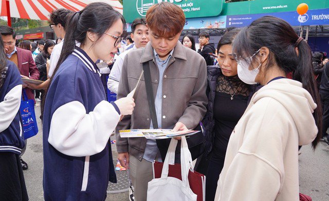 Theo kế hoạch của Bộ GD&ĐT, thí sinh sẽ đăng ký xét tuyển đại học thống nhất trên hệ thống chung từ ngày 2/7 đến 17h00 ngày 14/7/2026.