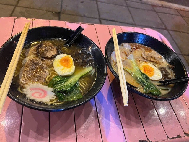 Mì ramen vỉa hè: Đặc sản Nhật Bản hút khách giữa mùa đông Hà Nội có gì đặc biệt? - 2