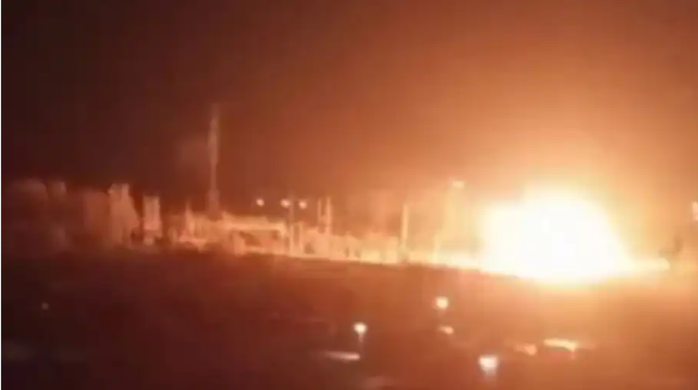 Về phần mình, Bộ Quốc phòng Nga tuyên bố đã kiểm soát 2 khu định cư trong 24 giờ qua: Zvanovka ở "Cộng hòa Nhân dân Donetsk" (DPR) tự xưng và Novoye Zaporozhye ở tỉnh Zaporozhye của Ukraine.