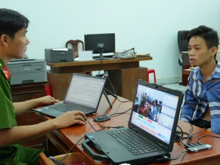 Đồng Tháp: Chạy xe máy chở 3 khi say rượu, 2 người chết thảm