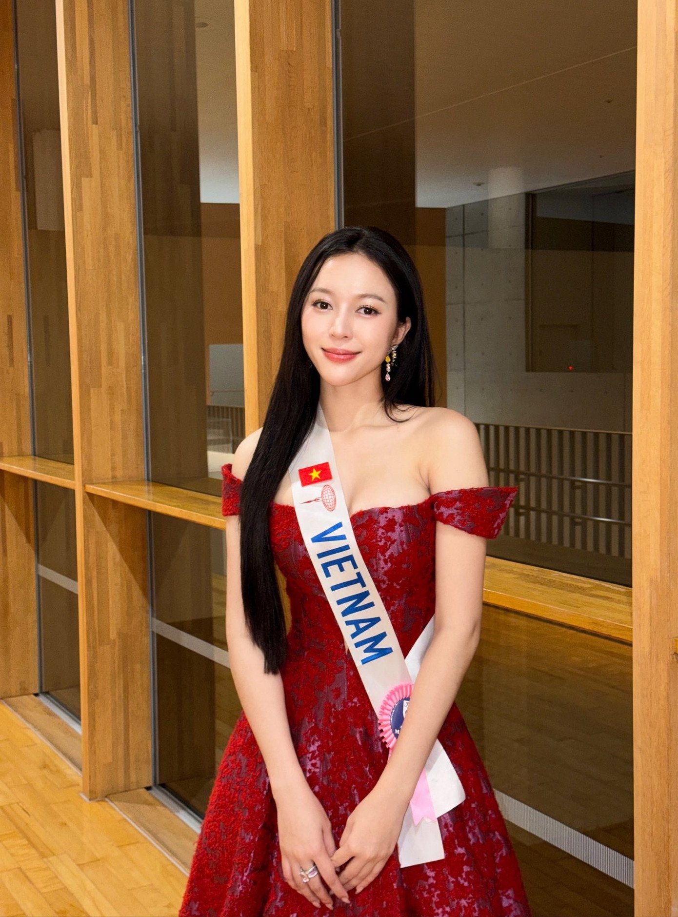 Miss International 2025: Kiều Duy đấu giá vòng ngọc trai cho hoạt động từ thiện - 10