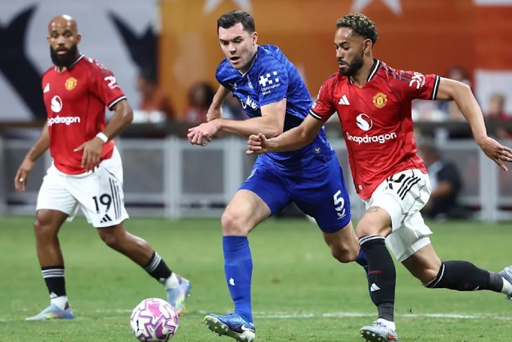 Amorim sẽ xoay hàng công Man United như thế nào?