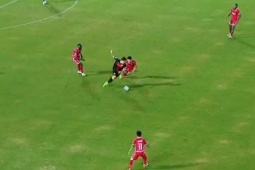 Video bóng đá Hải Phòng - Ninh Bình: Cay đắng phản lưới và phạt đền (Cúp quốc gia)