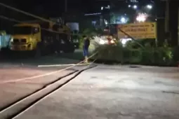 Vướng vào dây cáp trên Quốc lộ 14, người phụ nữ tử vong tại chỗ