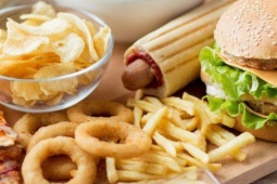 3 nhóm thực phẩm cần tránh xa khi đang giảm cân